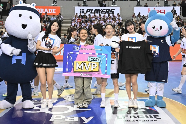 1. 경기 MVP SK슈가글라이더즈 강경민 (2).jpg